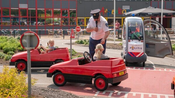 Bus huren naar Verkeers- en Attractiepark Duinenzathe